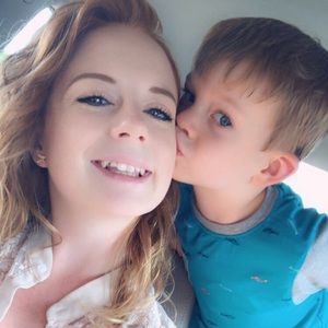 Meet your Posher, Candice